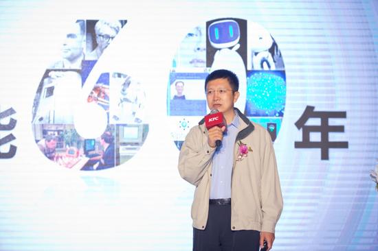 百度副總裁王海峰向新浪科技解釋了讓度秘賣(mài)薯?xiàng)l的原因